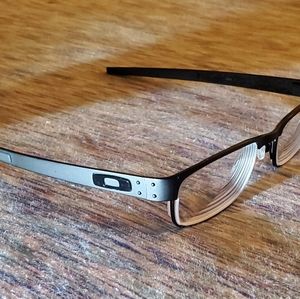 Oakley OX5038 Metal Plate eyeglasses 140 22-198